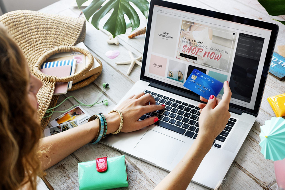 Pandemia acelera compras online. Têm maior aumento em 18 anos